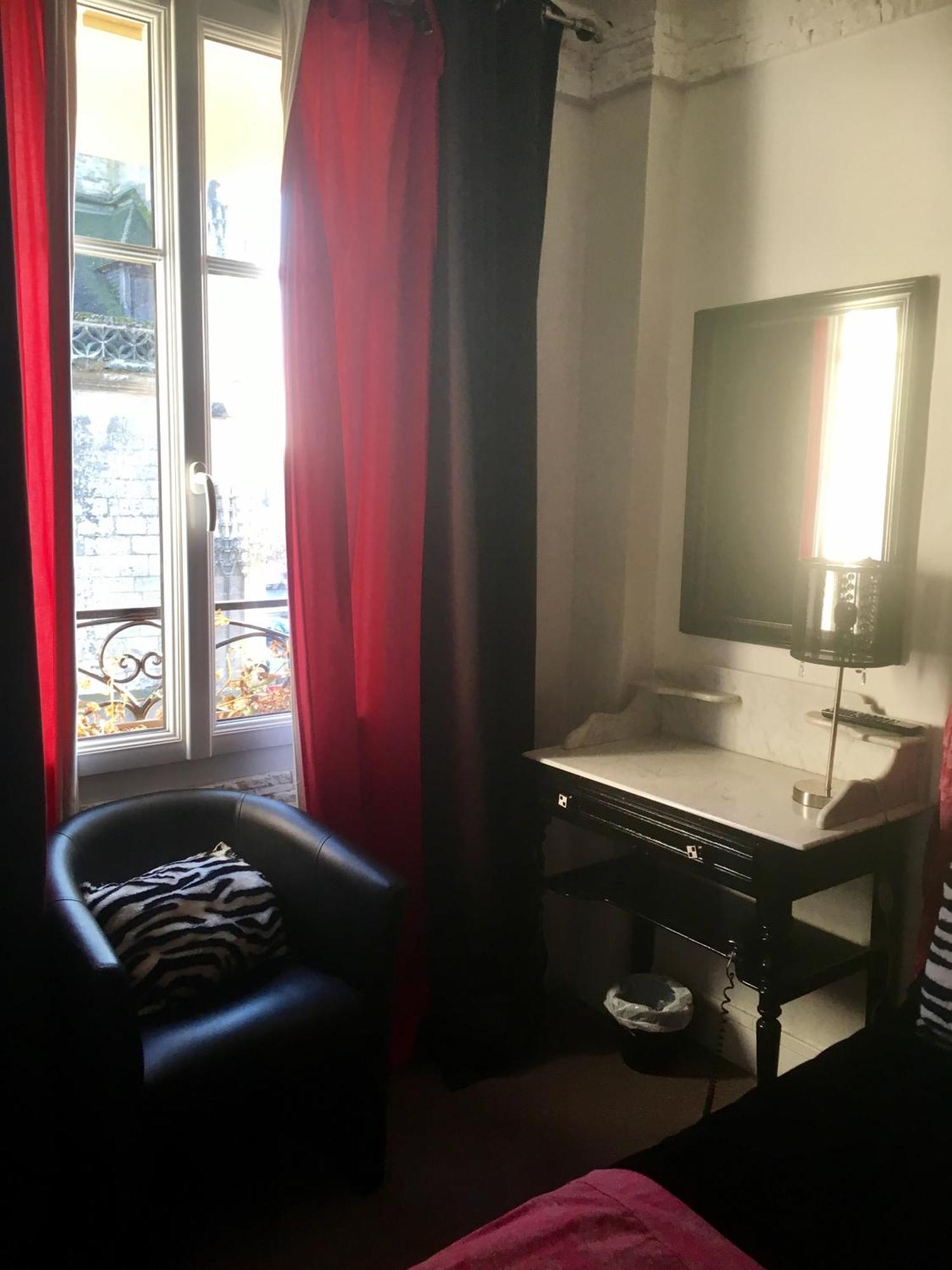 Hotel Boutique Saint-Louis 리지외 외부 사진
