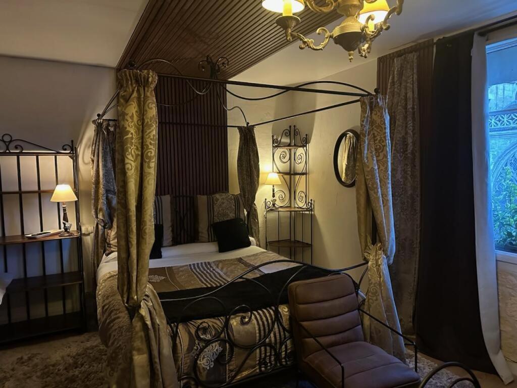 Hotel Boutique Saint-Louis 리지외 외부 사진